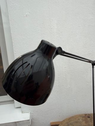 Lámpara de escritorio flexo negra