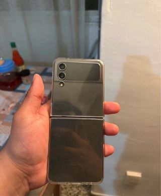 Samsung Galaxy Z Flip 4 Caja