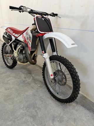 Yamaha YZ125 1990 Motocross