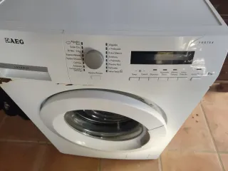 Lavadora AEG carga frontal