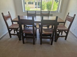 Mesa y sillas estilo castellano (6 unidades)