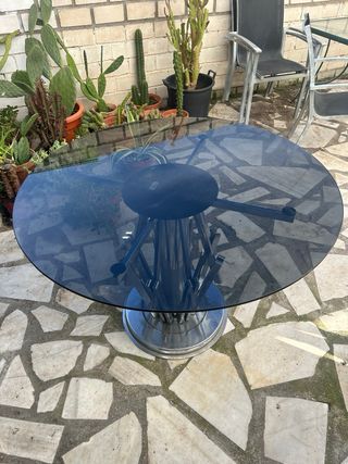 Mesa de cristal y metal antigua, años 70.