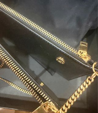 Bolso Clutch Saint Laurent Negro Dorado