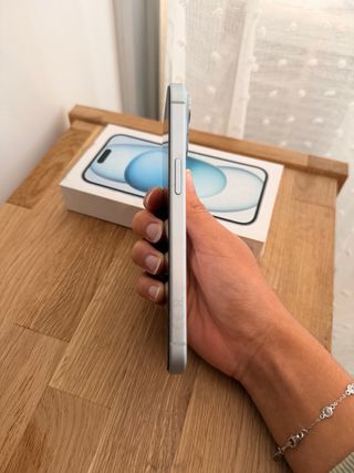 iPhone 15 128GB Azul