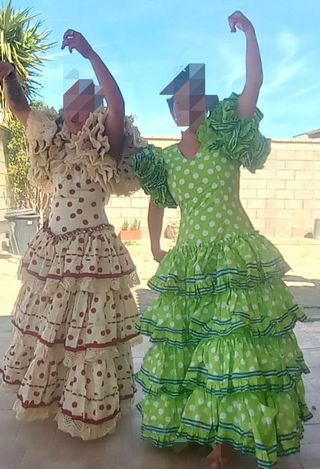 Trajes de Flamenca Lunares