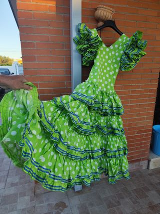 Trajes de Flamenca Lunares