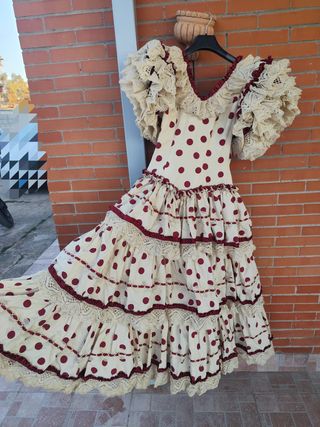 Trajes de Flamenca Lunares