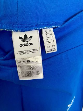 Leggings Adidas Azules con Rayas Blancas