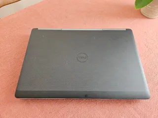 Dell Precision 7720 Xeon 24GB Quadro P5000