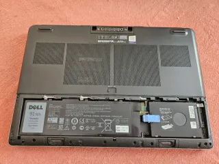 Dell Precision 7720 Xeon 24GB Quadro P5000