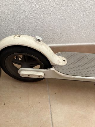 Xiaomi M365 patinete eléctrico funcionando bien