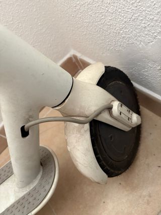 Xiaomi M365 patinete eléctrico funcionando bien