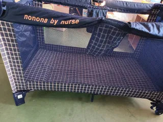 Cuna de viaje plegable