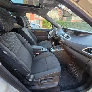 Renault Grand Scenic 2010
