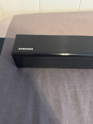 Como nueva  Barra de Sonido Samsung Negra