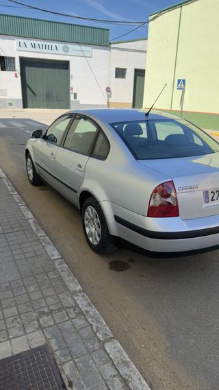 Volkswagen Passat 2004