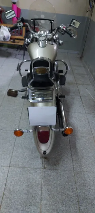 Yamaha XV Drag Star 650 - Moto Cruiser