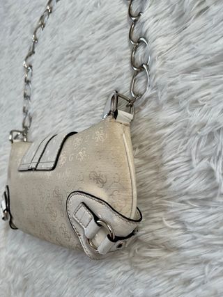 Borsa Guess monogram beige e bianca con catena