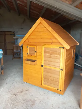 Casetta in legno per bambini