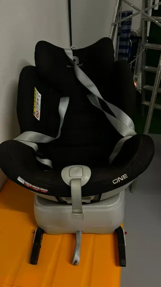 Seggiolino auto Apramo ONE nero