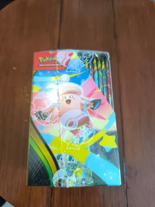 Caja 18 Sobres Pokémon Equilibrio Perfecto