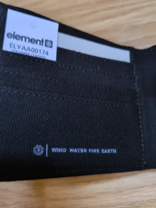 Cartera Element Strapper Cuero Negro Sin Usar
