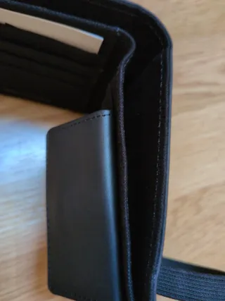 Cartera Element Strapper Cuero Negro Sin Usar