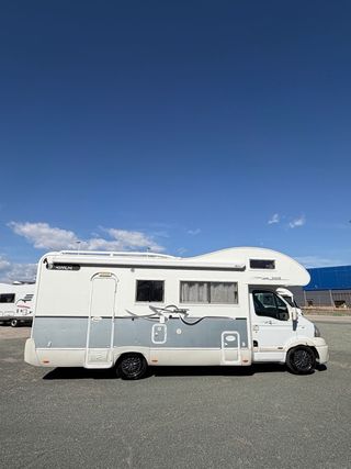 Autocaravana rimor capuchina
