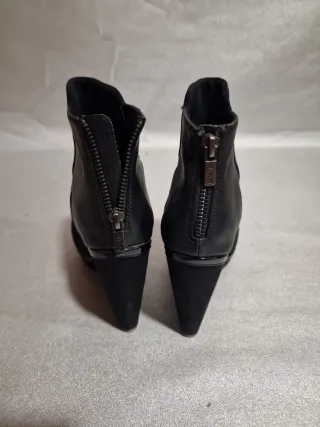Botines Bershka Negros Tacón Cuña