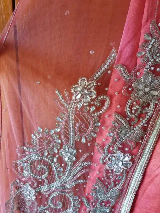 Takchita rosa salmón bordada