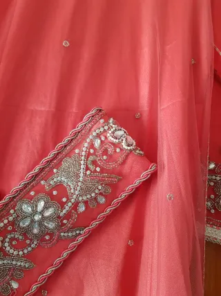 Takchita rosa salmón bordada