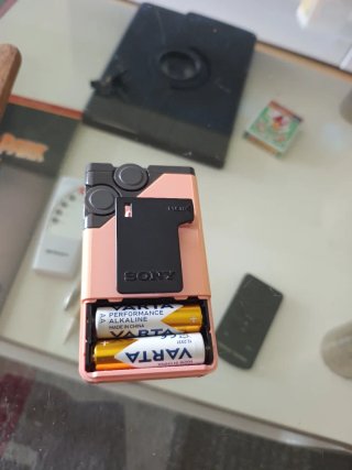 Radio Sony Walkman FM Naranja Púrpura