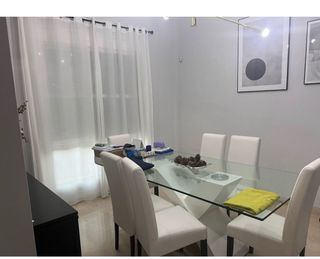 Juego de comedor moderno