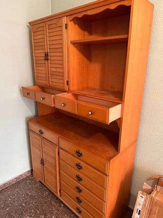 Mueble de salón de madera