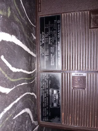 Radio Cassette Sanyo AM-FM Antigua