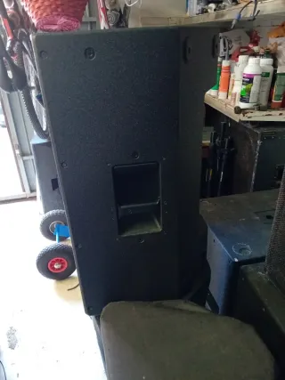 Yamaha DZR15 Altavoz Profesional Negro