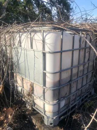 Depósito agua 1000L IBC jaula metálica