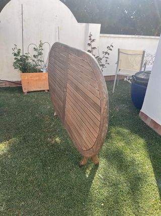 Mesa plegable madera maciza y 4 sillas terraza