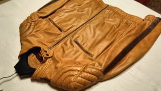 Cazadora Piel Premium Estilo Moderno