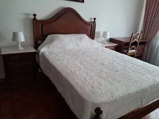 Arrenda se quarto grande em Odivelas com Intern...