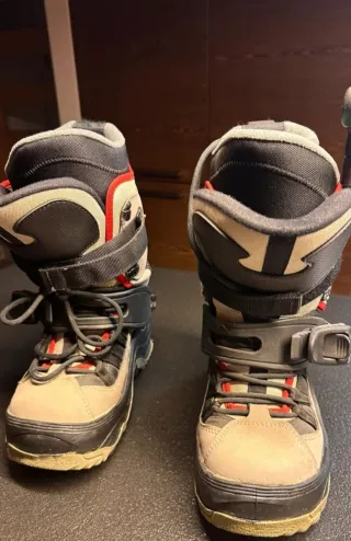 Kit Snowboard Botas, tabla y fijaciones