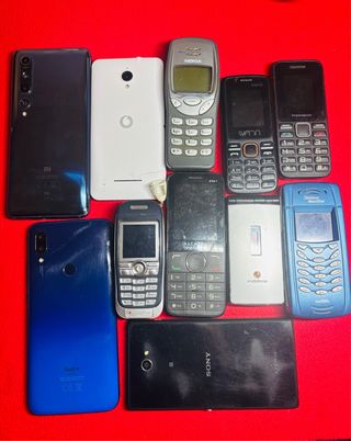 Lote de móviles antiguos