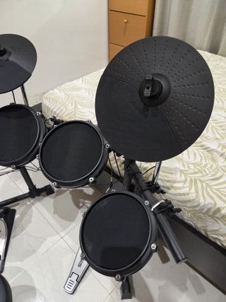 Batería Electrónica Alesis Turbo Mesh Kit