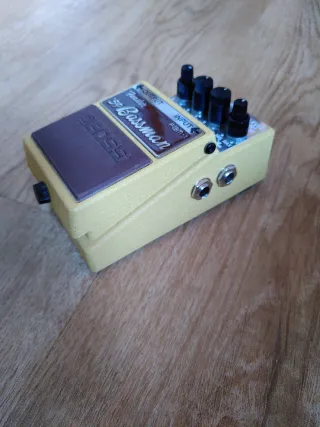 Pedal Fender Bassman FBM-1 Boss