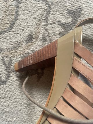 Tacones Beige y Marrones