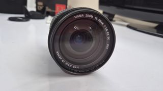 Sigma 18-50mm F2.8 DC EX Objetivo