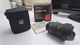 Sigma 18-50mm F2.8 DC EX Objetivo