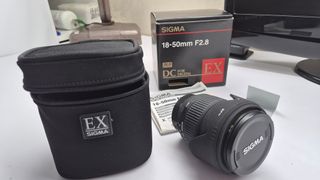 Sigma 18-50mm F2.8 DC EX Objetivo