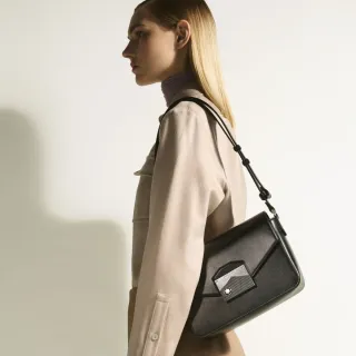 Bolso Montblanc Messenger Negro, 1500€