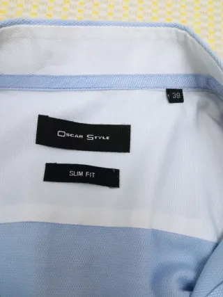Camisa y corbata para traje de chaqueta